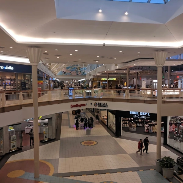 Wonderful Retail Space in a Shopping Mall in Waterbury, Connecticut