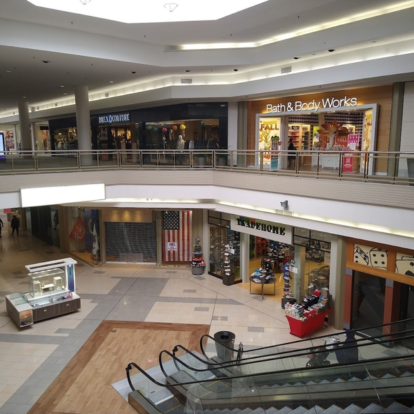 Exceptional Boutique in One of the Larger Mall in Minnesota