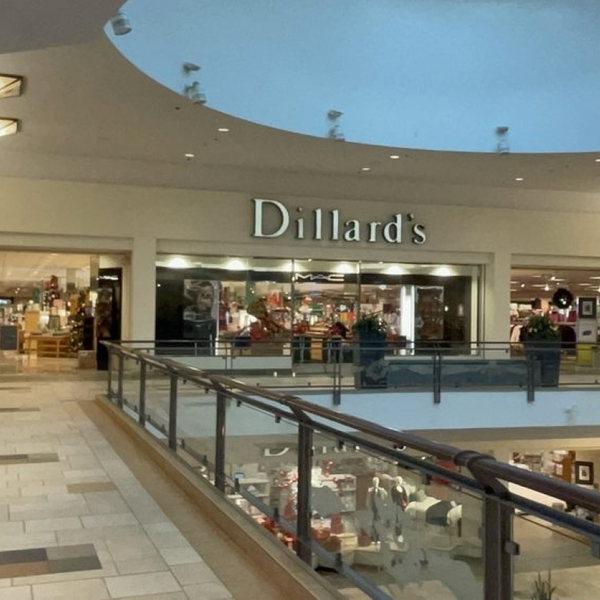 Chic Pop-Up Shop Space Available at Bowling Green, Kentucky!