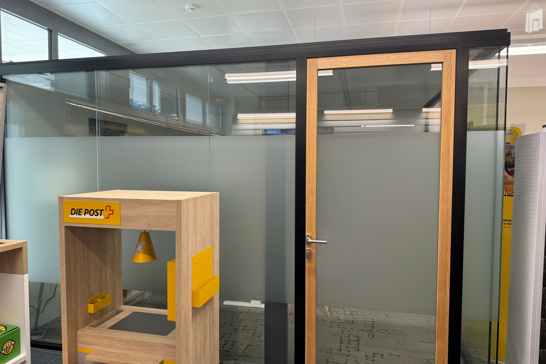 Aussenansicht,  Beratungsbox Postfiliale Baar