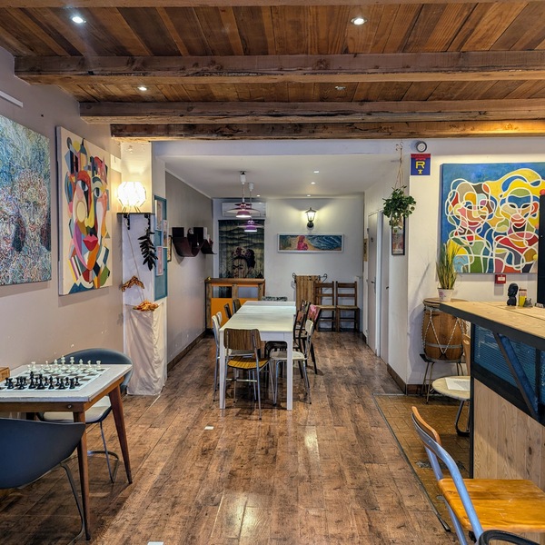 Transformez vos réunions en expériences enrichissantes dans notre salle de réception située dans le quartier de la Préfecture à Marseille.