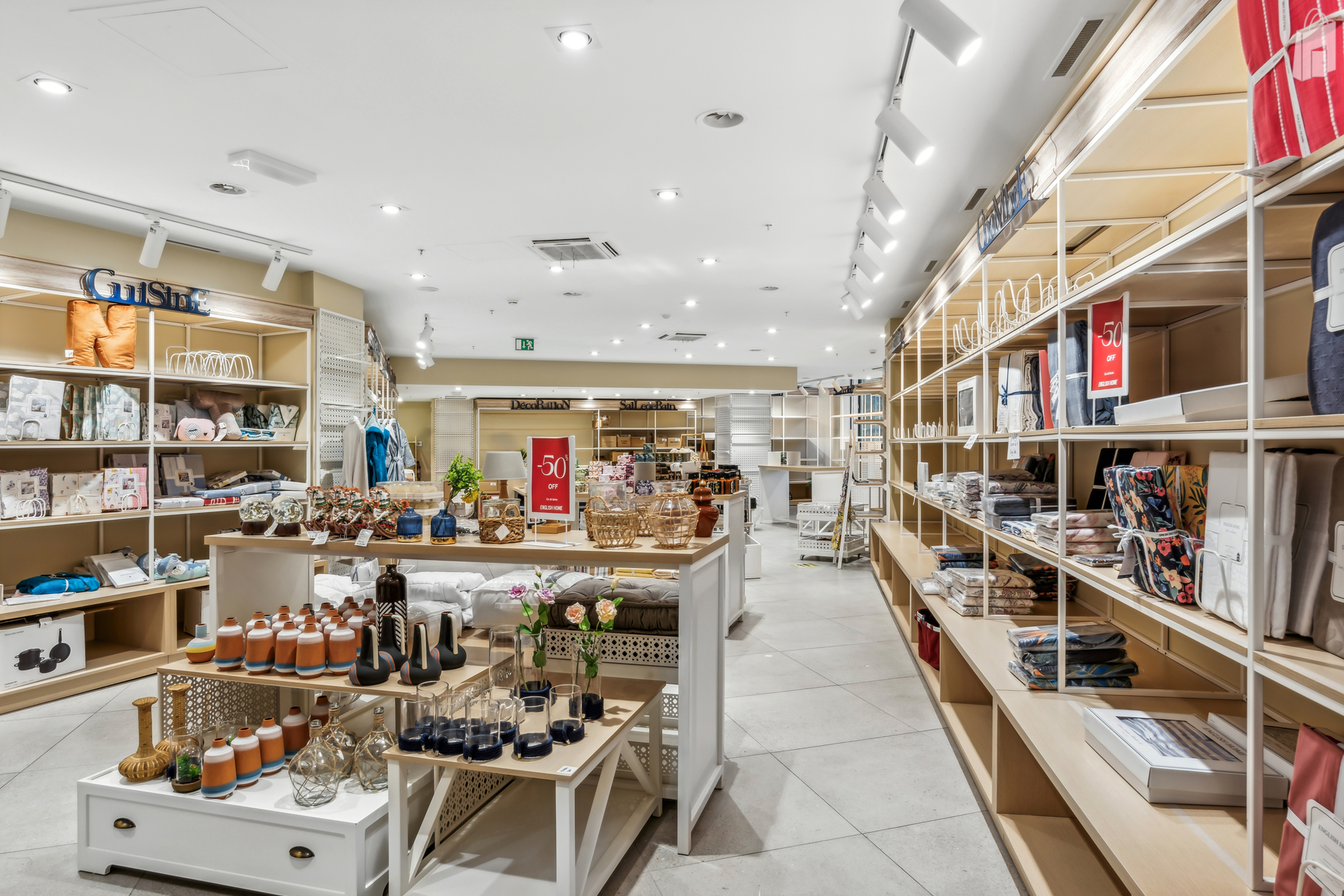 Portes St. François - 1er étage - espace