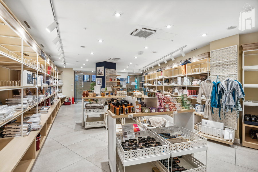 Portes St. François - 1er étage - espace