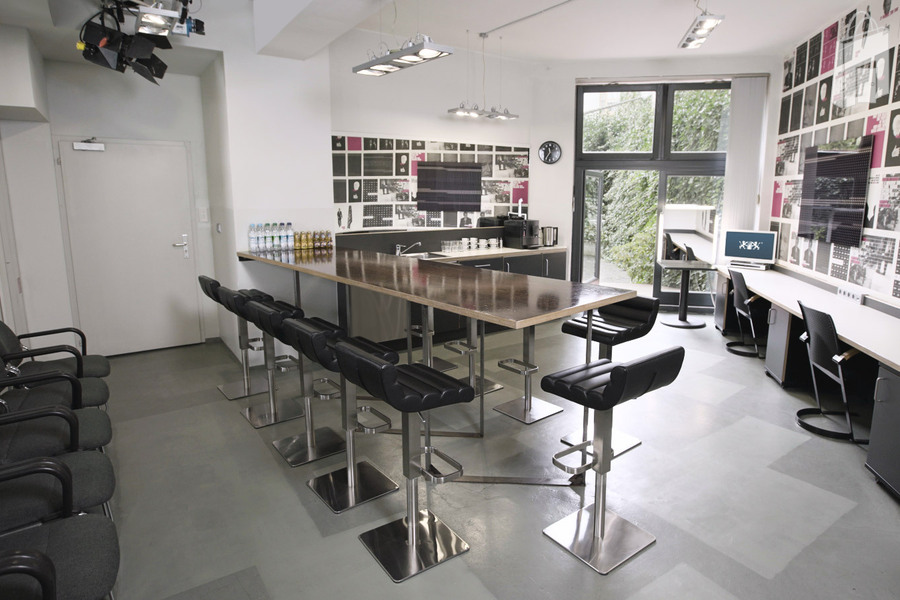 PictureElements Studio - Lounge