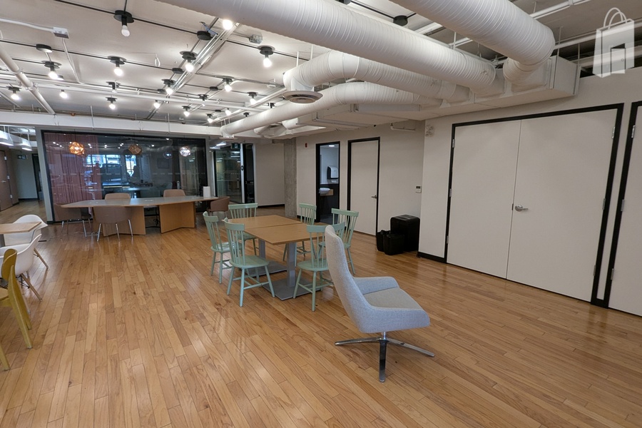 151-155 West Hastings Office