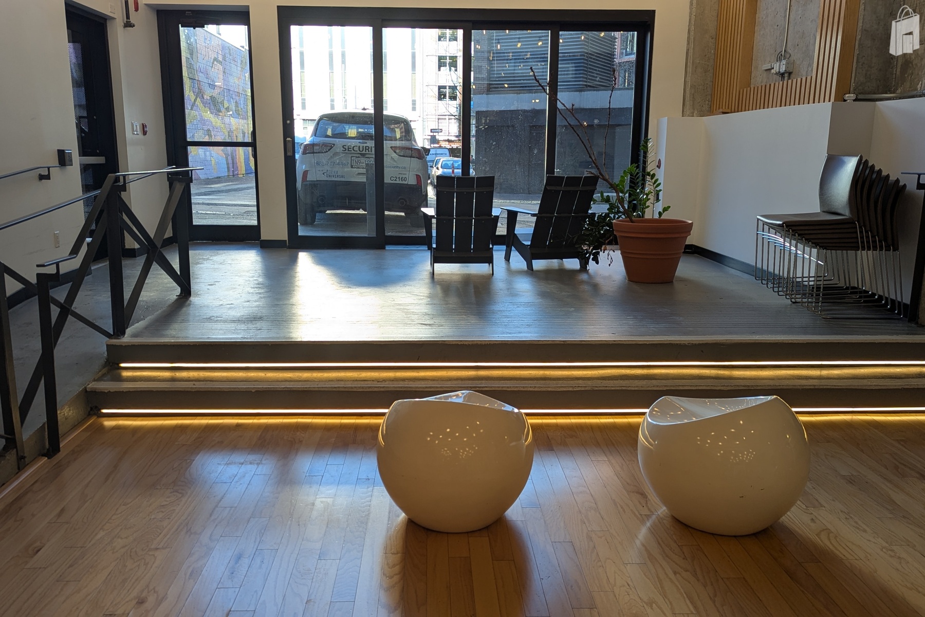 151-155 West Hastings Office