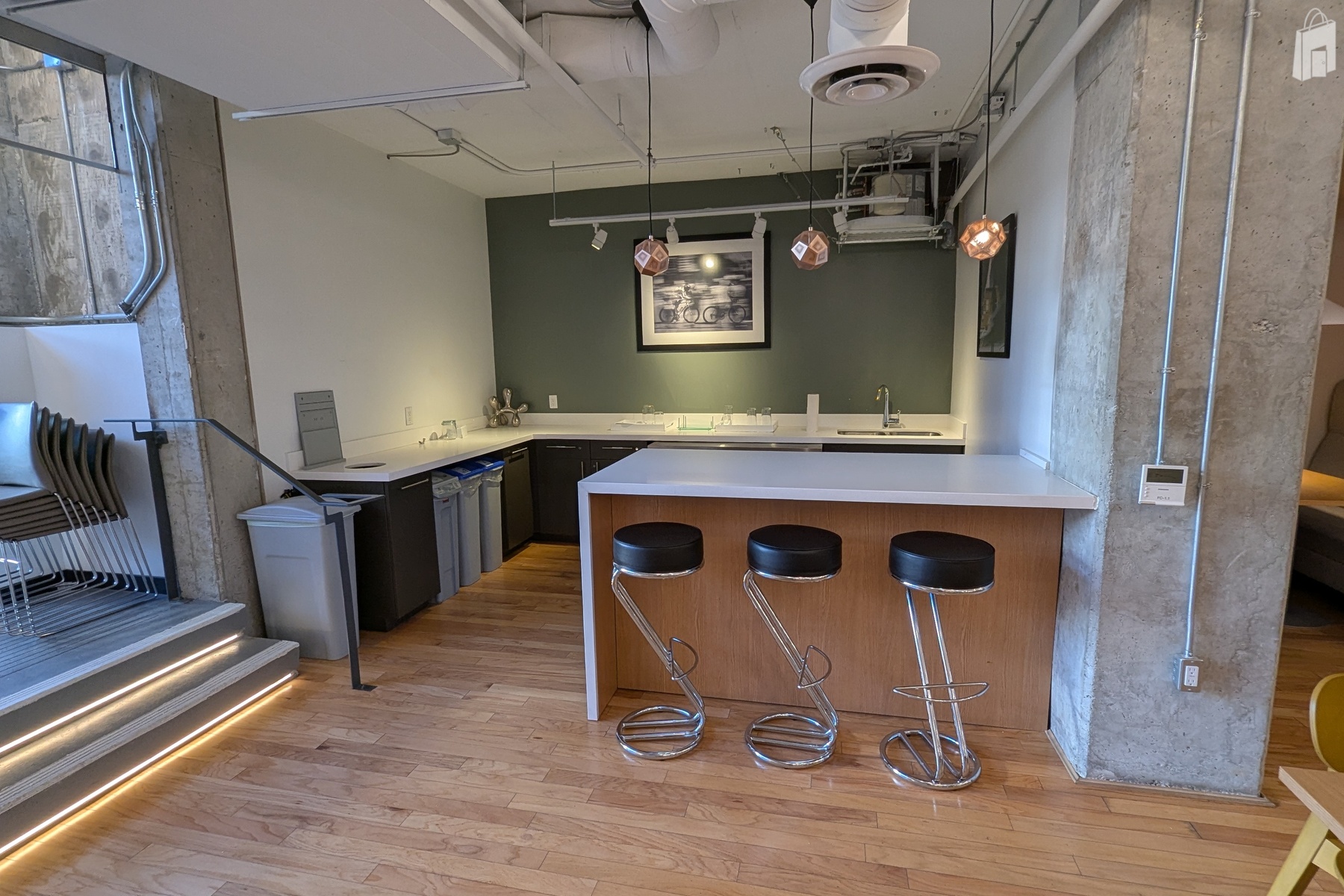 151-155 West Hastings Office