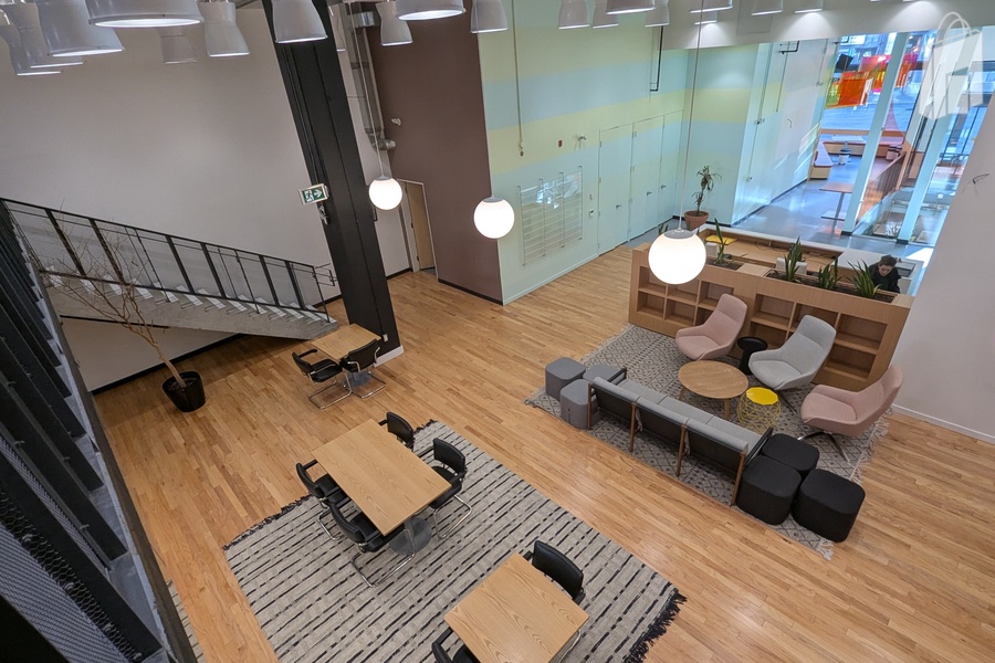 151-155 West Hastings Office