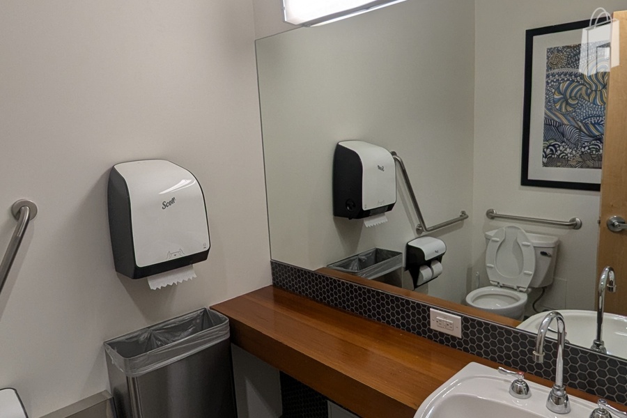 151-155 West Hastings Office