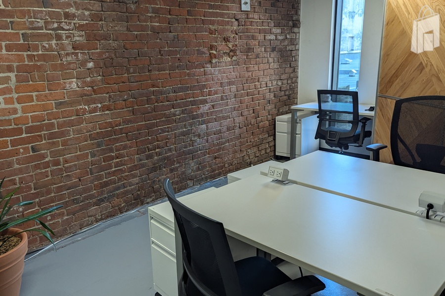 151-155 West Hastings Office