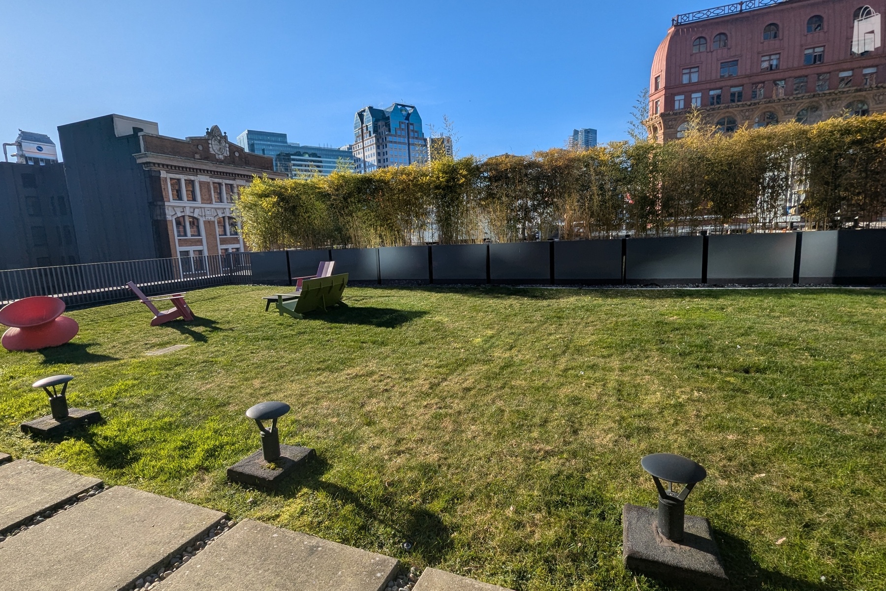 151 West Hastings Roof