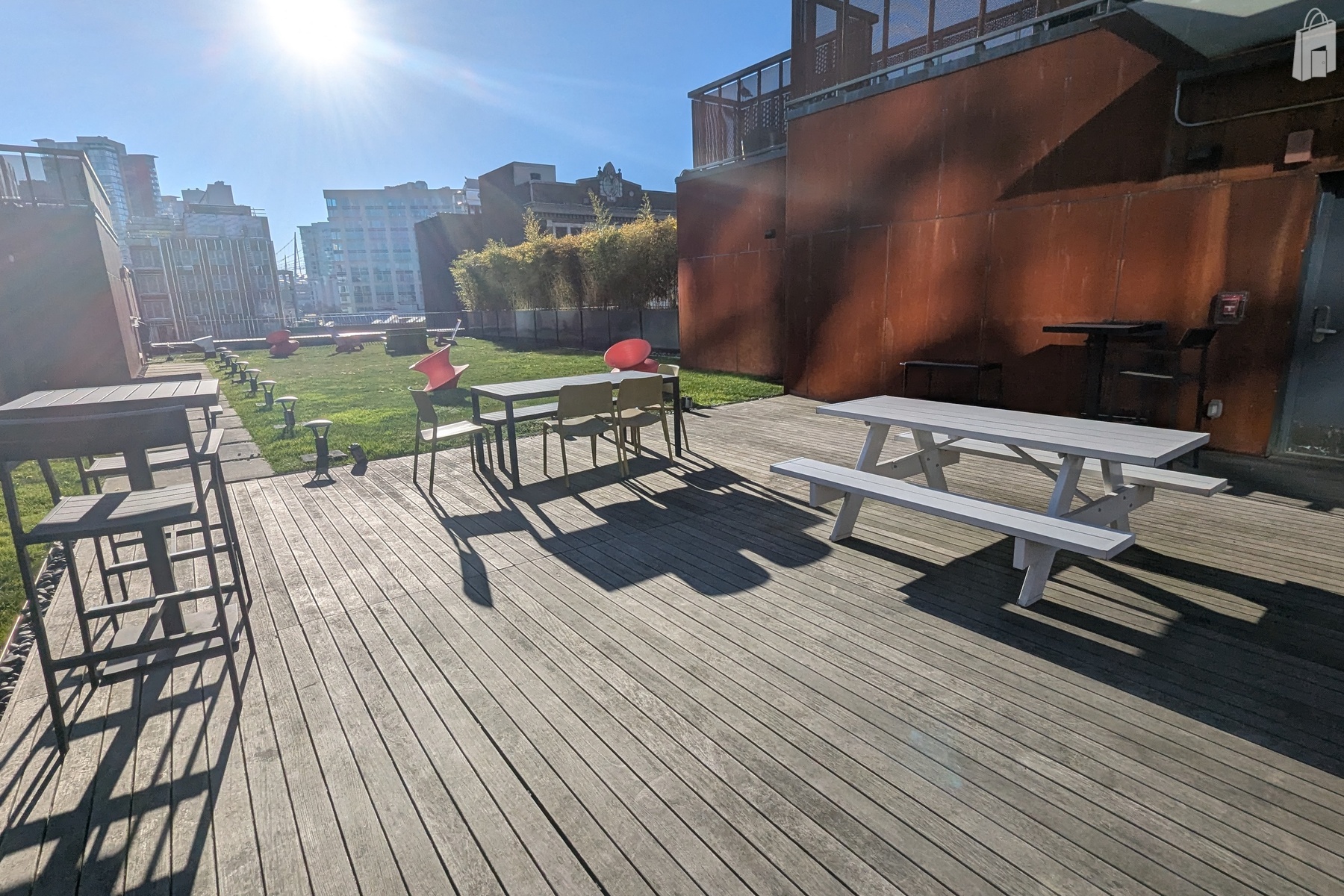 151 West Hastings Roof