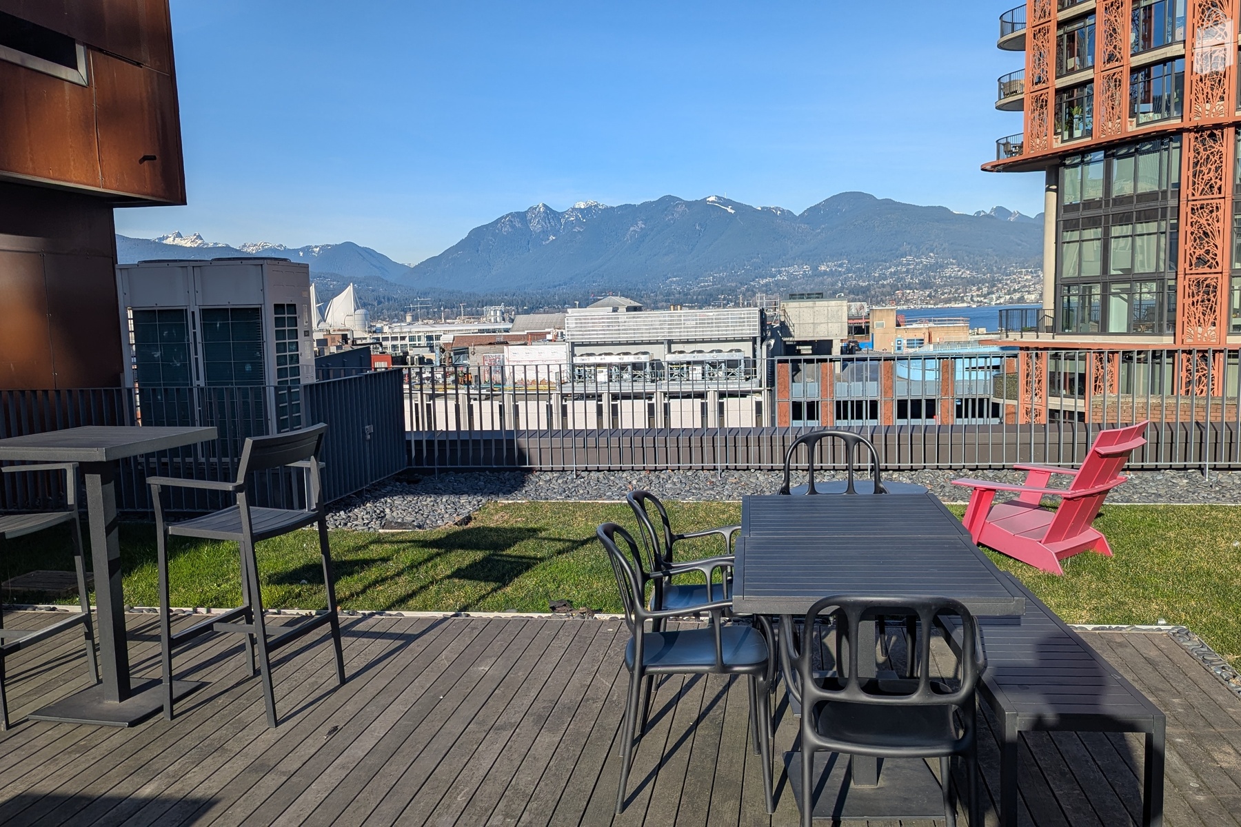 151 West Hastings Roof