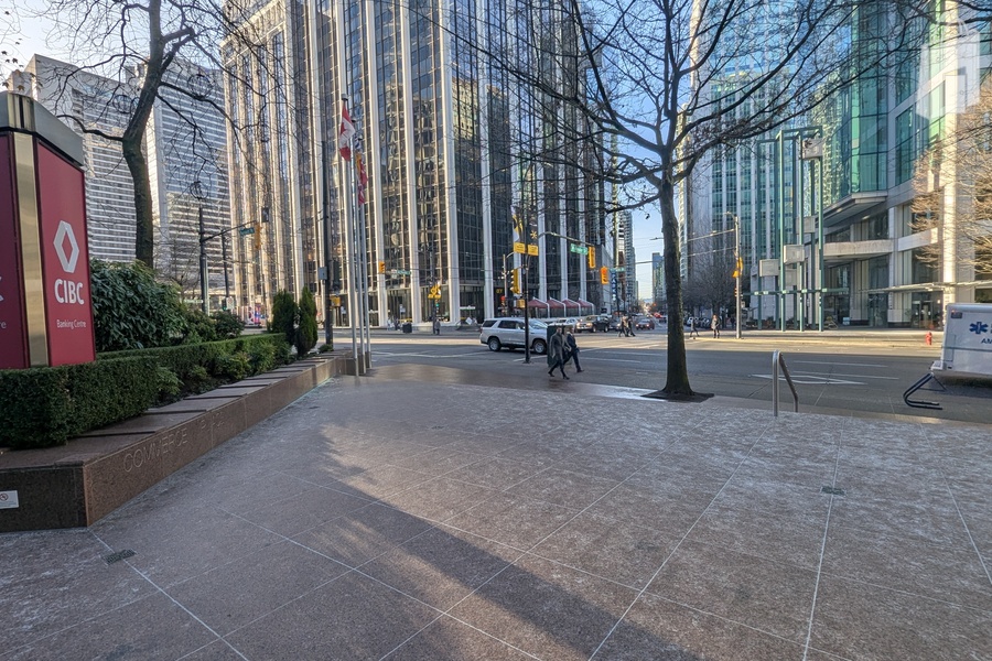 Commerce Place Plaza