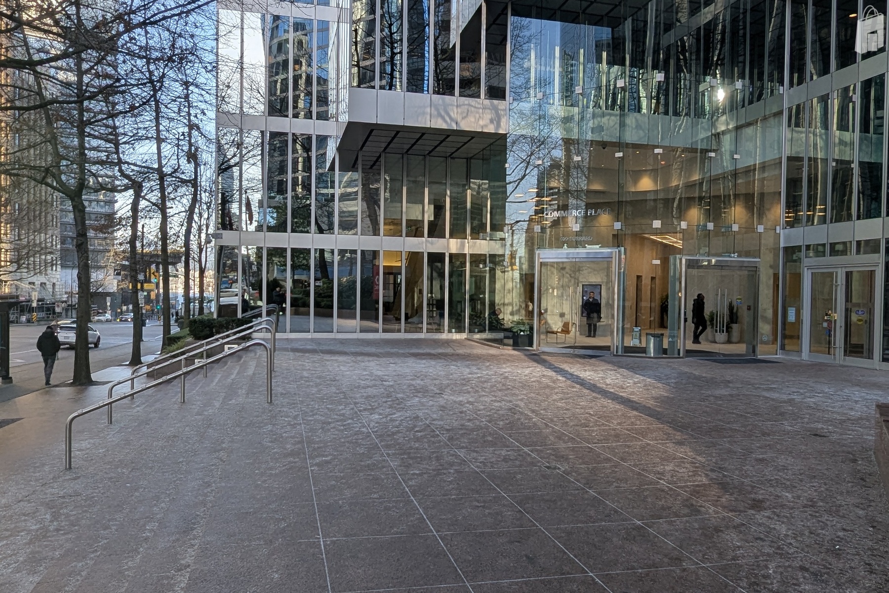 Commerce Place Plaza