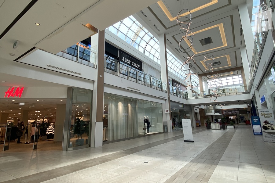 Mark's Work Warehouse Court