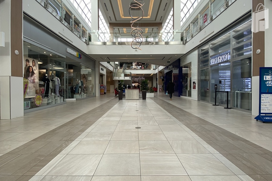 Mark's Work Warehouse Court