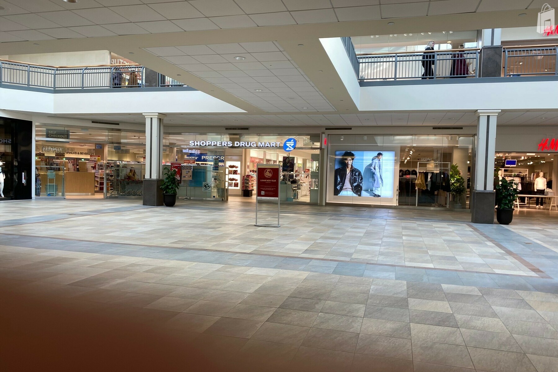 Shoppers Court: Find Your Shopping Sanctuary