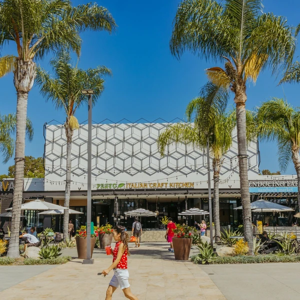 Premier Open-Air Activation Space in High-Traffic Courtyard
