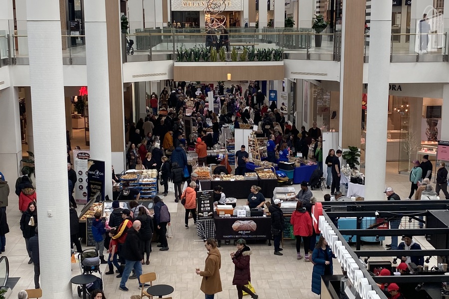 Centre Court - Market