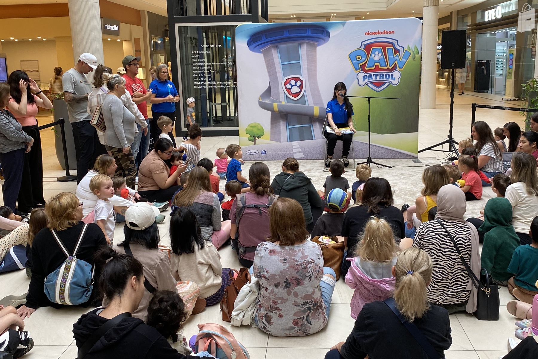 Old Navy Court  - Event