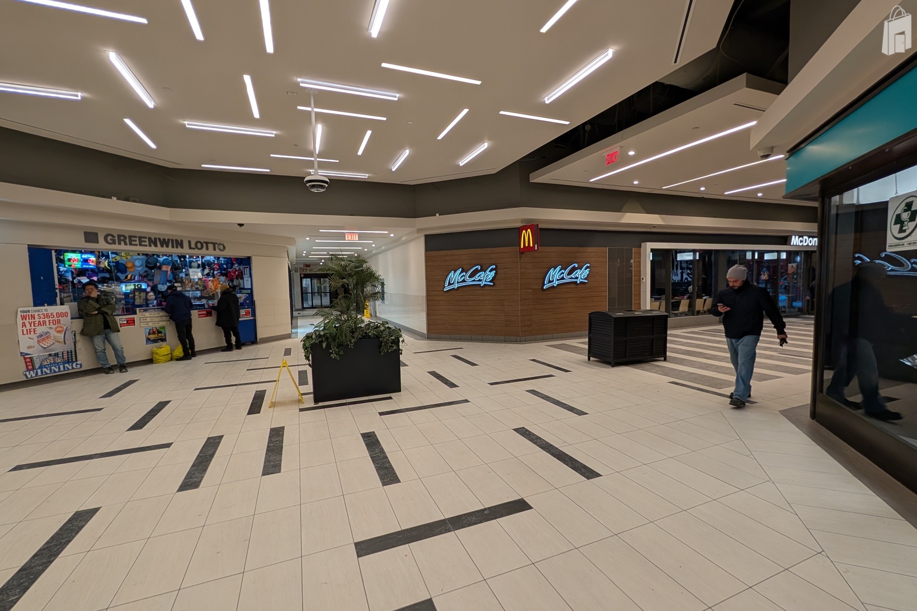 365 Bloor East Promo Court