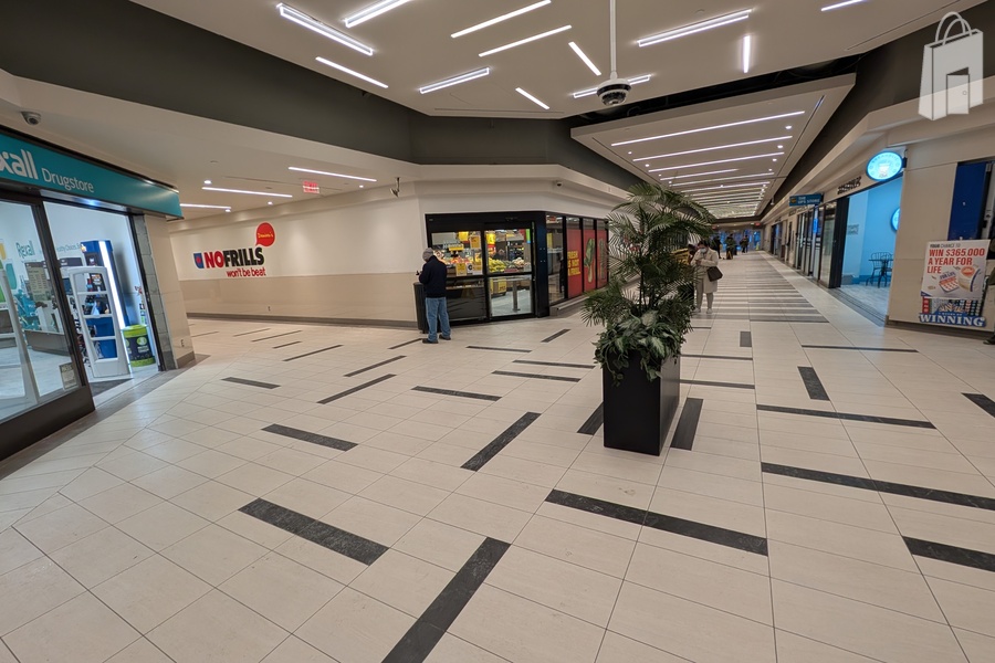 365 Bloor East Promo Court