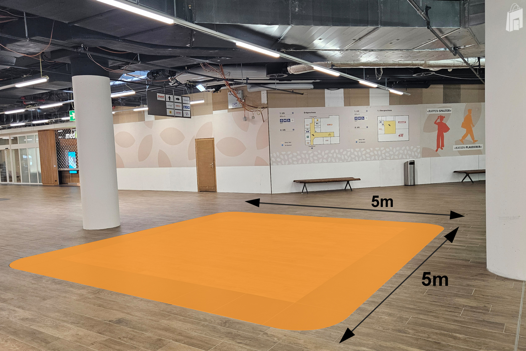 Zwischen Eingang Nord, Süd und Coop Retail