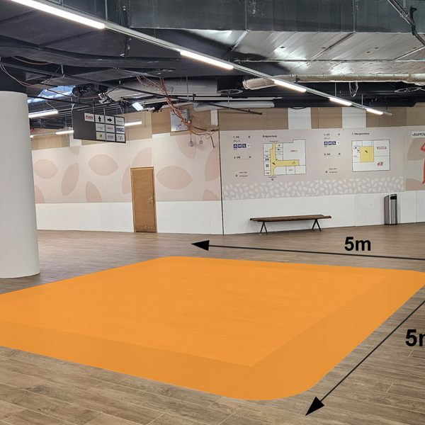 Telli Center | Platz 1 gegenüber dem Lift