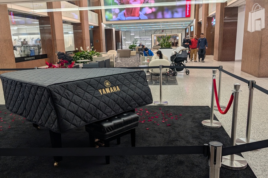 Scotia Plaza Promo Court