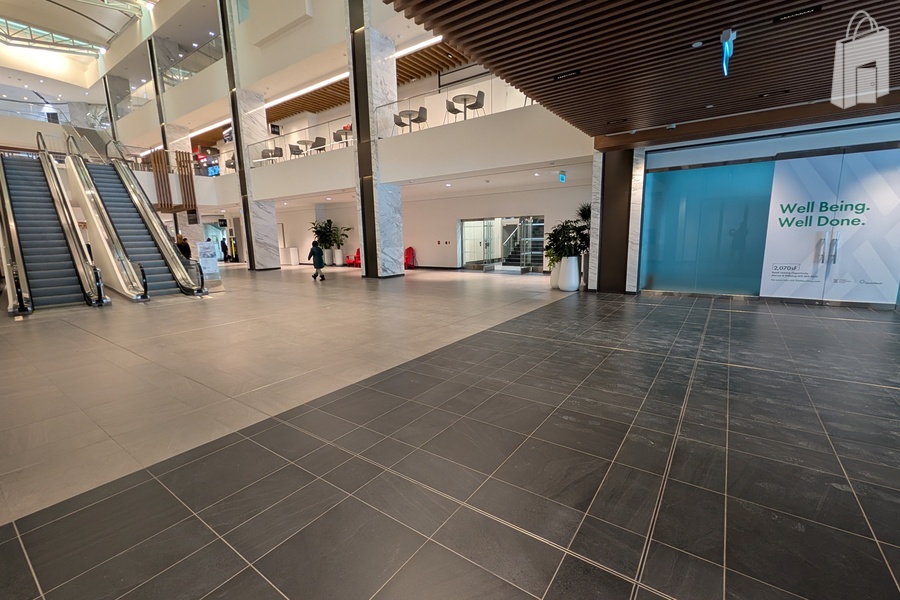 Metcalfe Promo Court