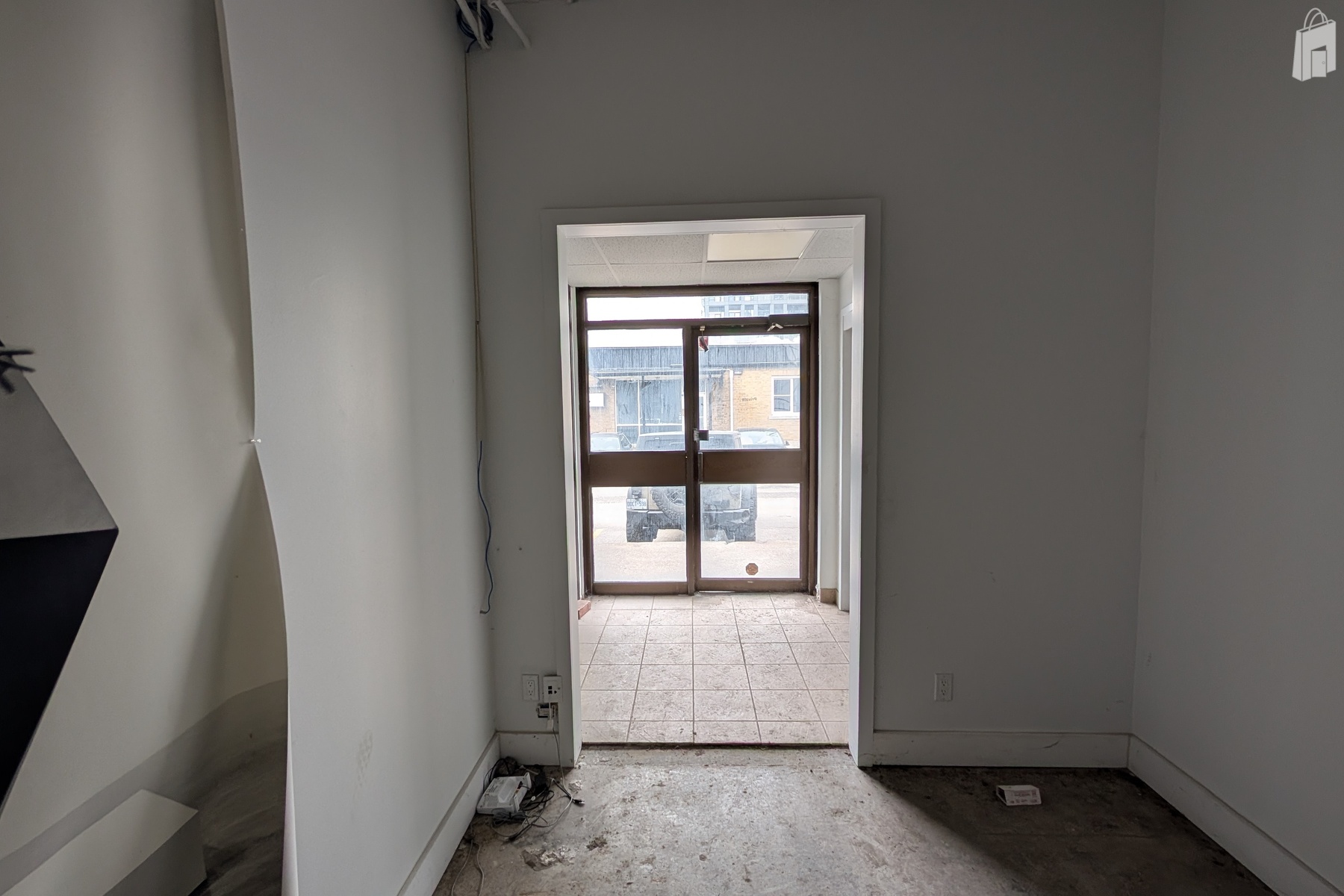 178 QQE East Building