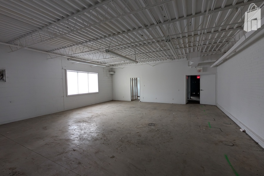 178 QQE East Building