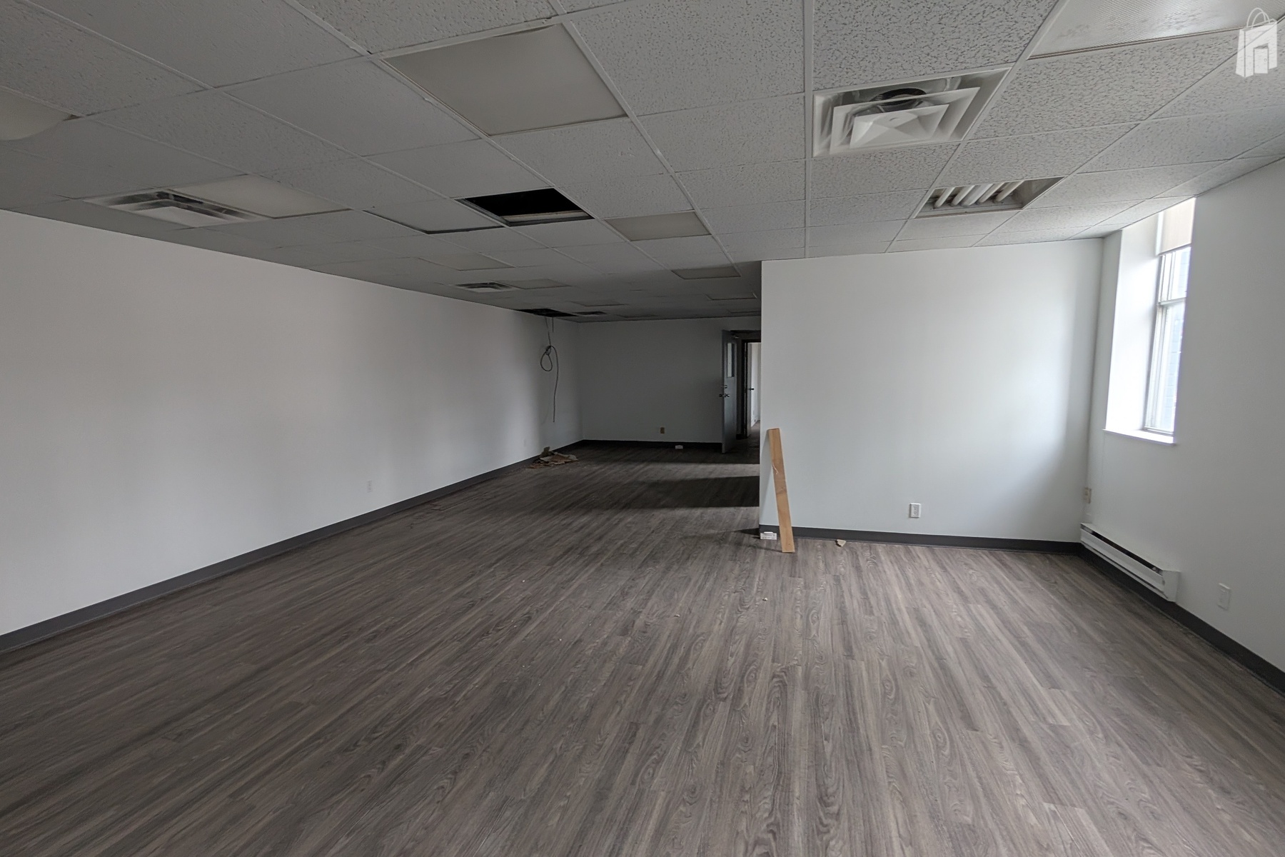 178 QQE East Building