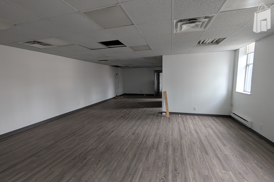 178 QQE East Building