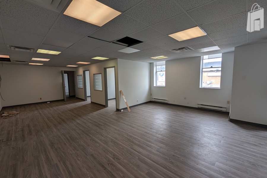 178 QQE East Building