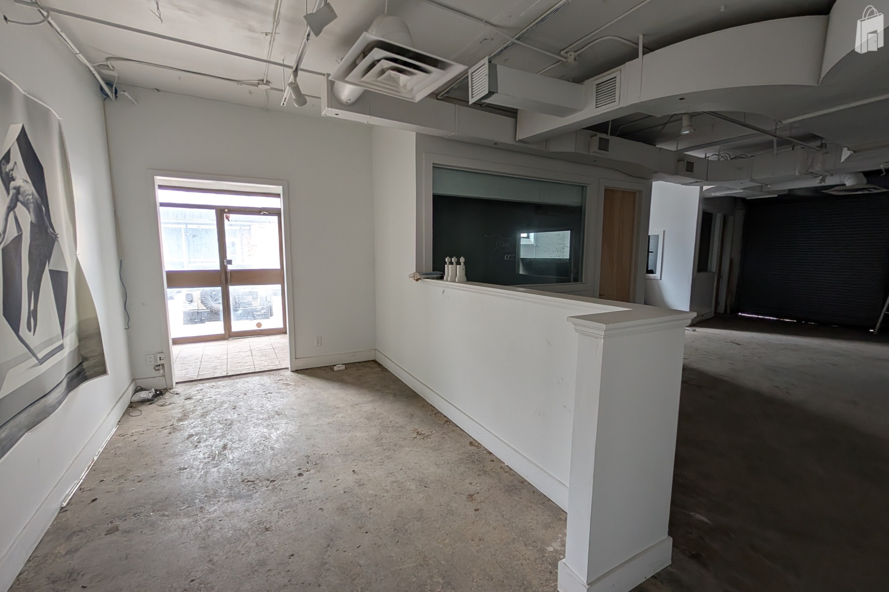 178 QQE East Building