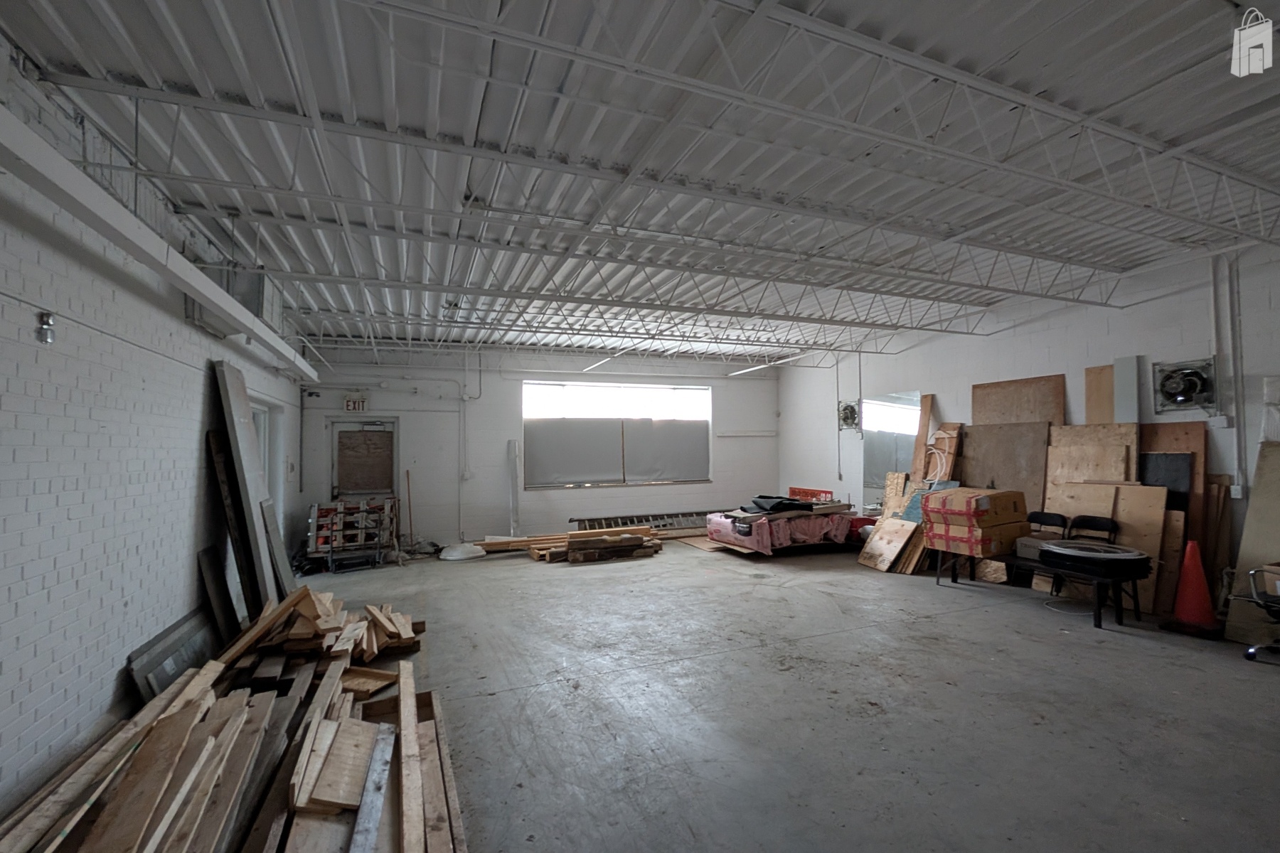 178 QQE East Building