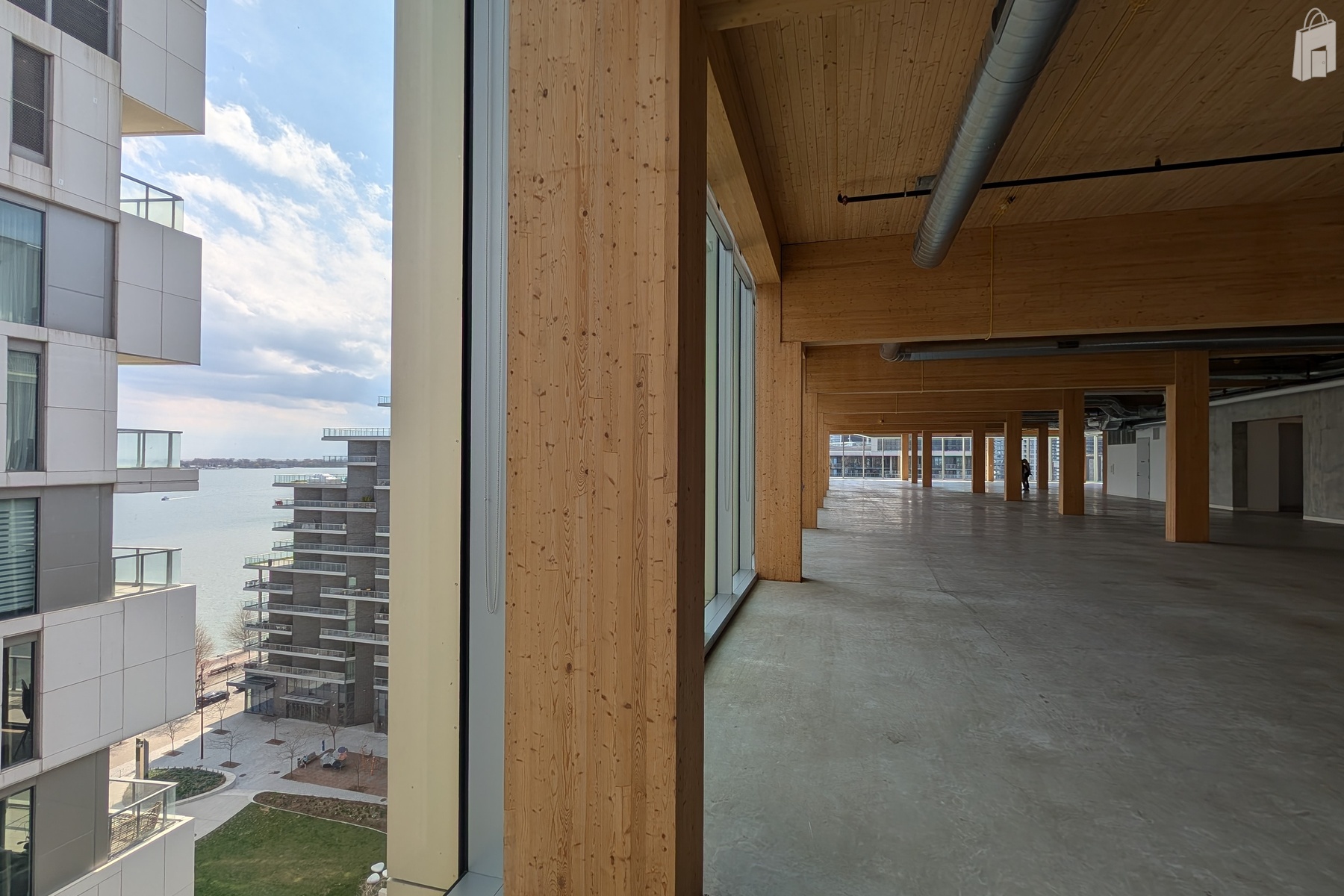 T3 Bayside 10th Floor