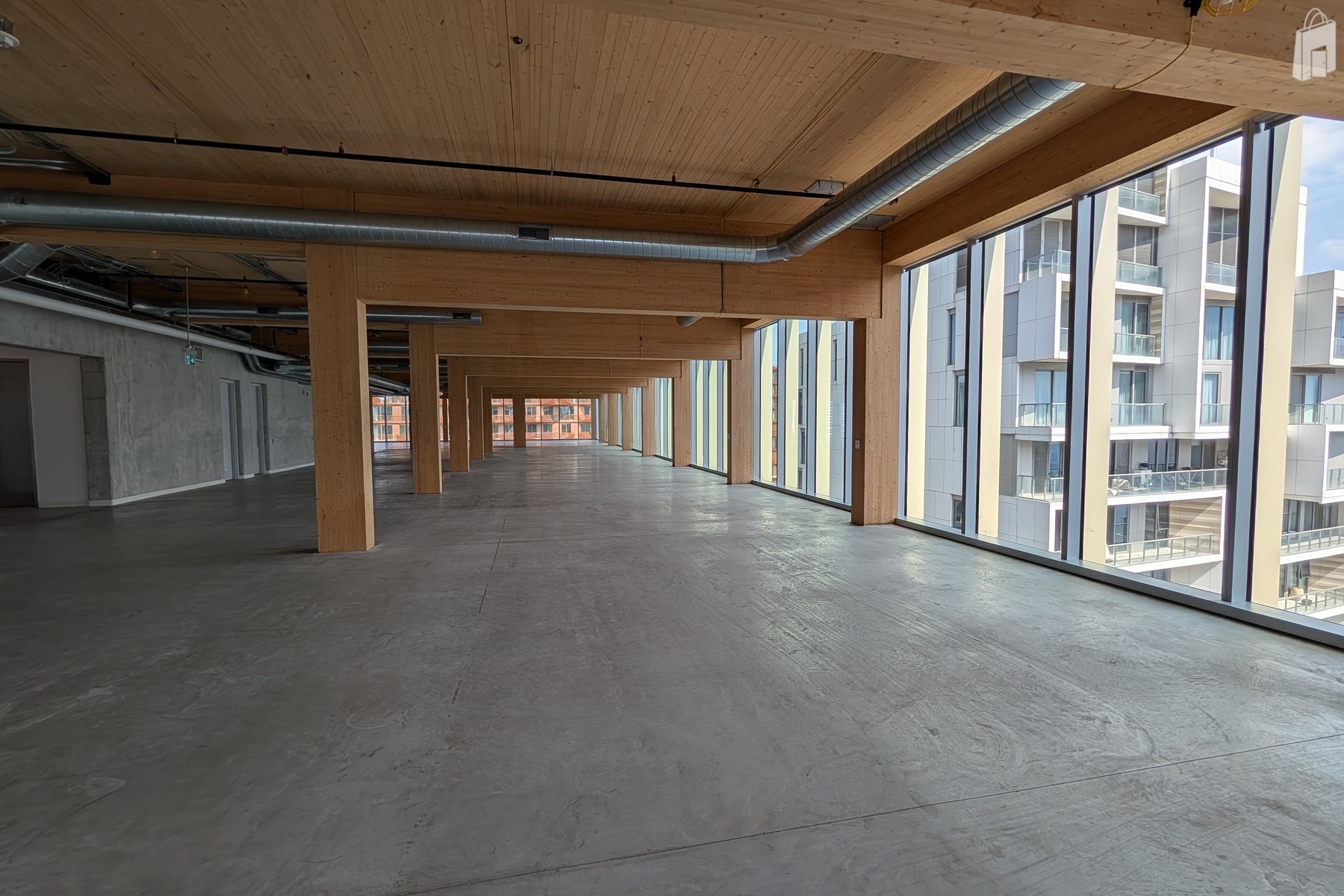 T3 Bayside 10th Floor