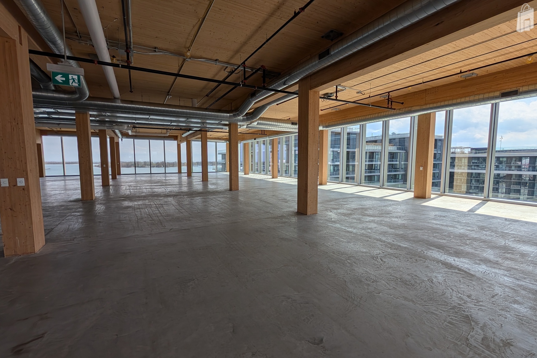 T3 Bayside 10th Floor