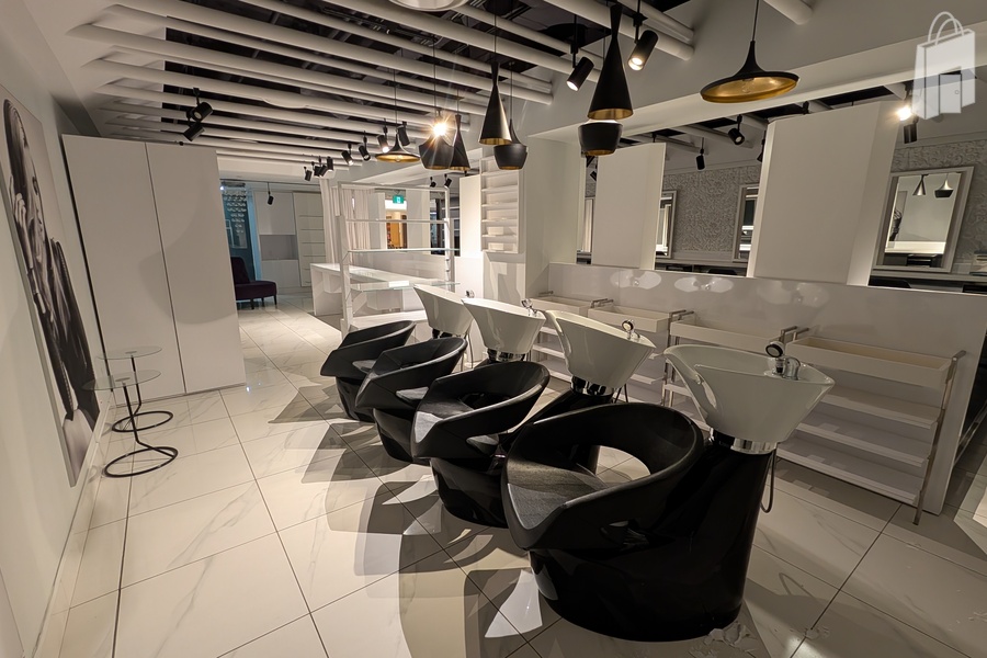 Salon