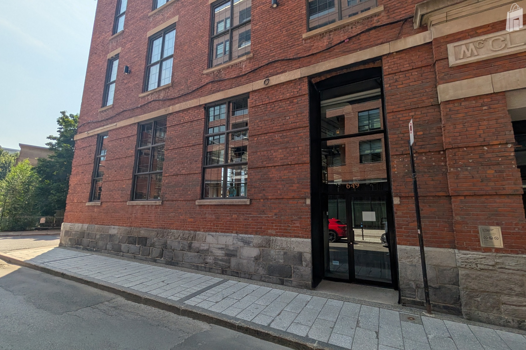 Retail/Restaurant Space