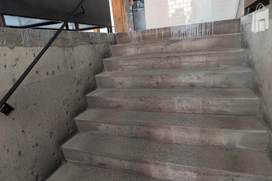 Retail/Restaurant Space