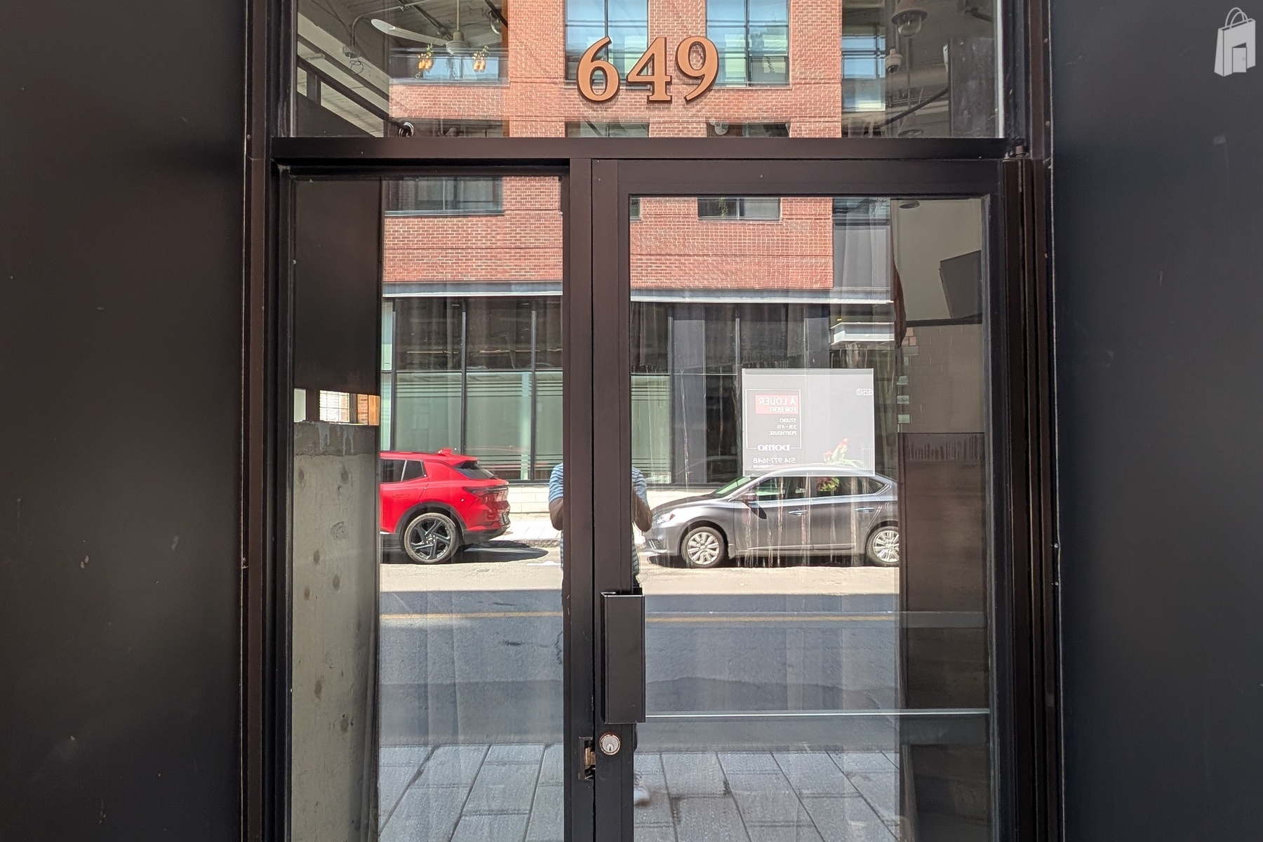 Retail/Restaurant Space