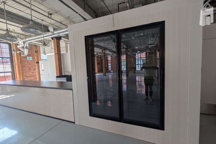 Retail/Restaurant Space