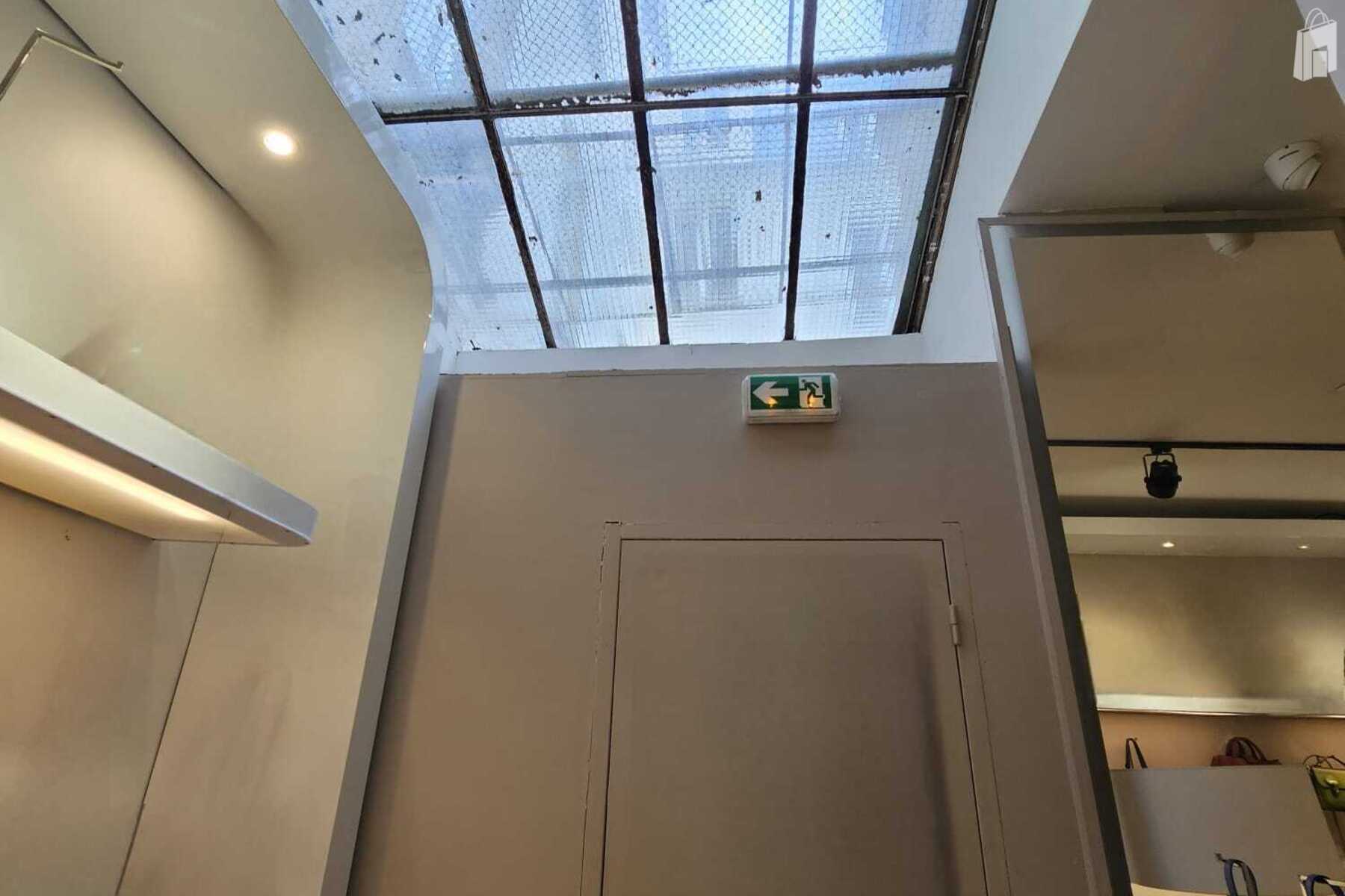 Glass roof and natural light