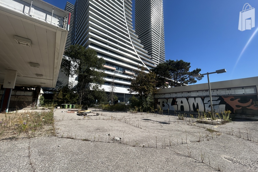 2189 Lakeshore Blvd.W