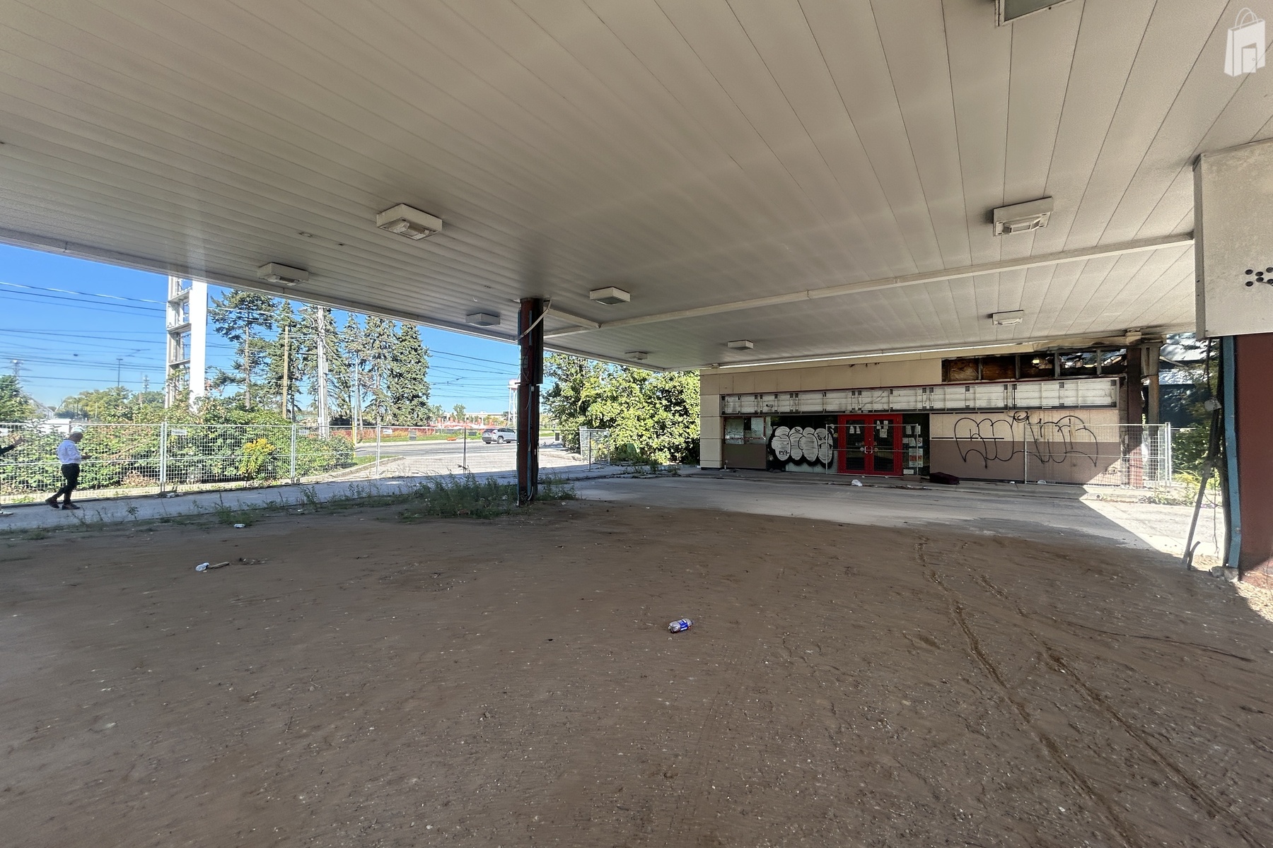 2189 Lakeshore Blvd.W