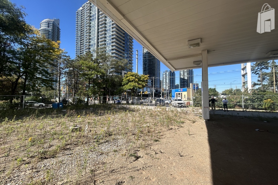 2189 Lakeshore Blvd.W